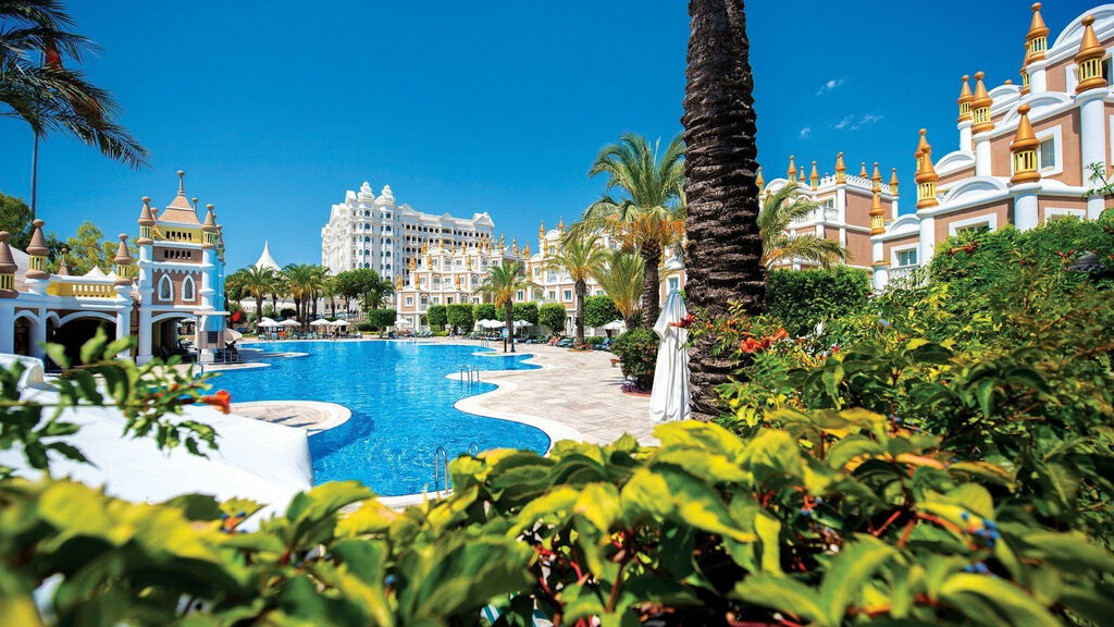 Kamelya Ayishen K Club