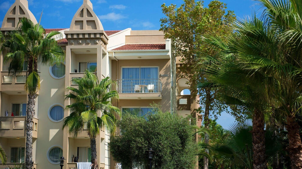 Kamelya Ayishen K Club