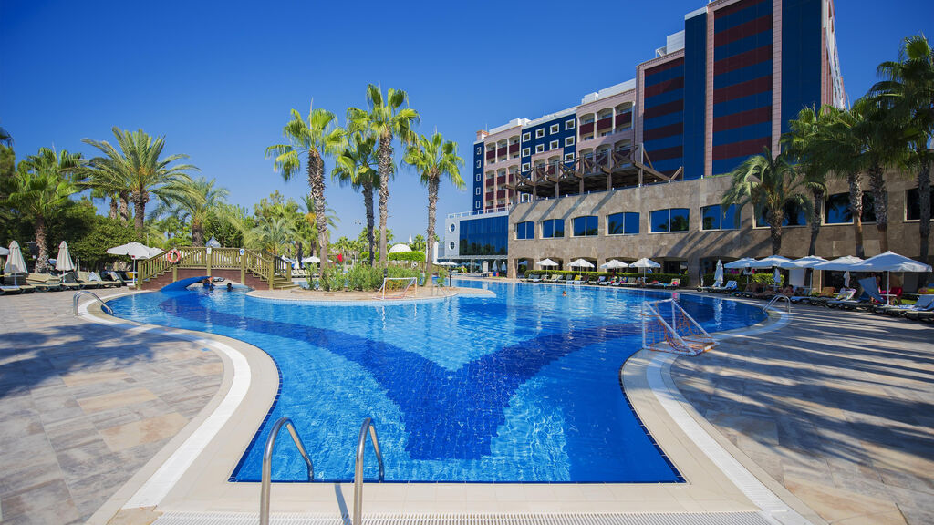 Sentido Kamelya Selin