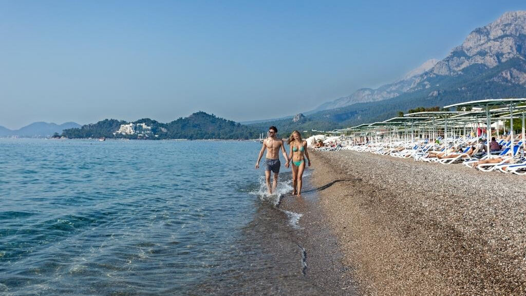 Karmir Resort