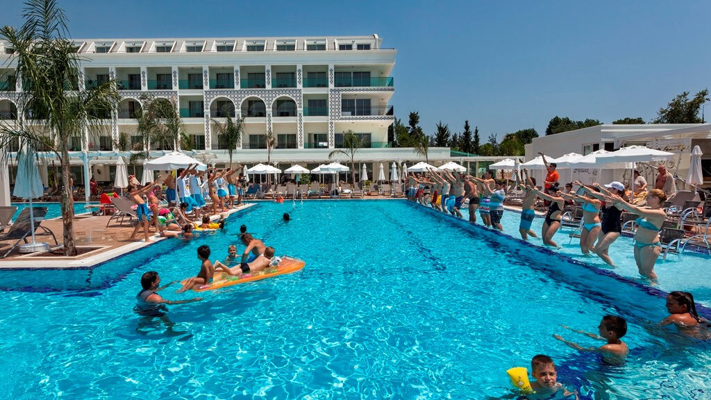 Karmir Resort & SPA