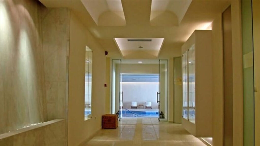 Kassandra Palace