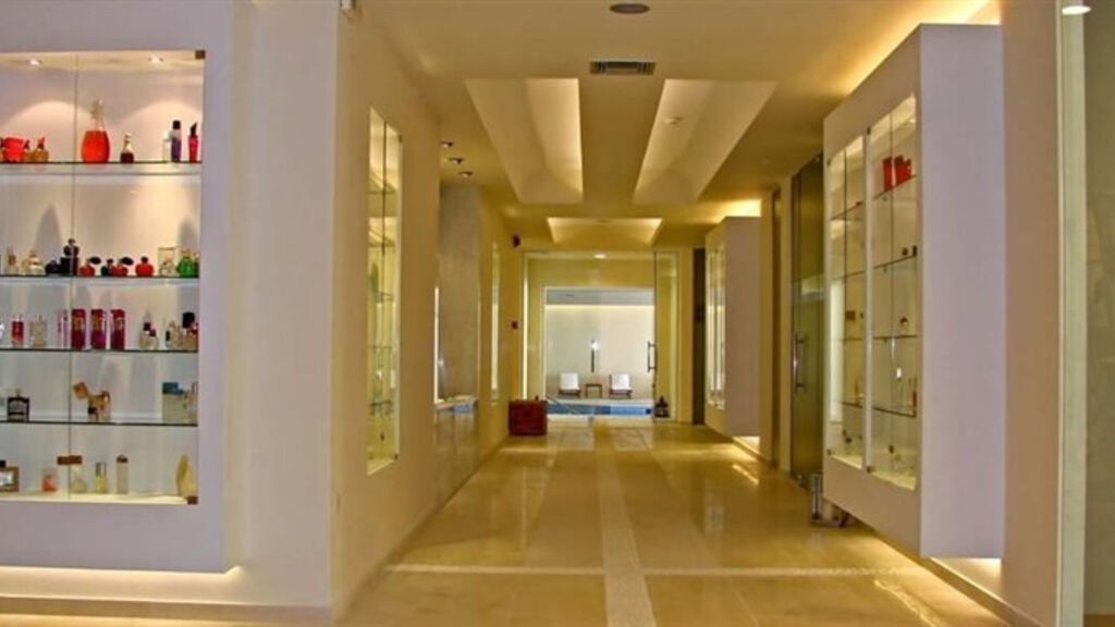 Kassandra Palace