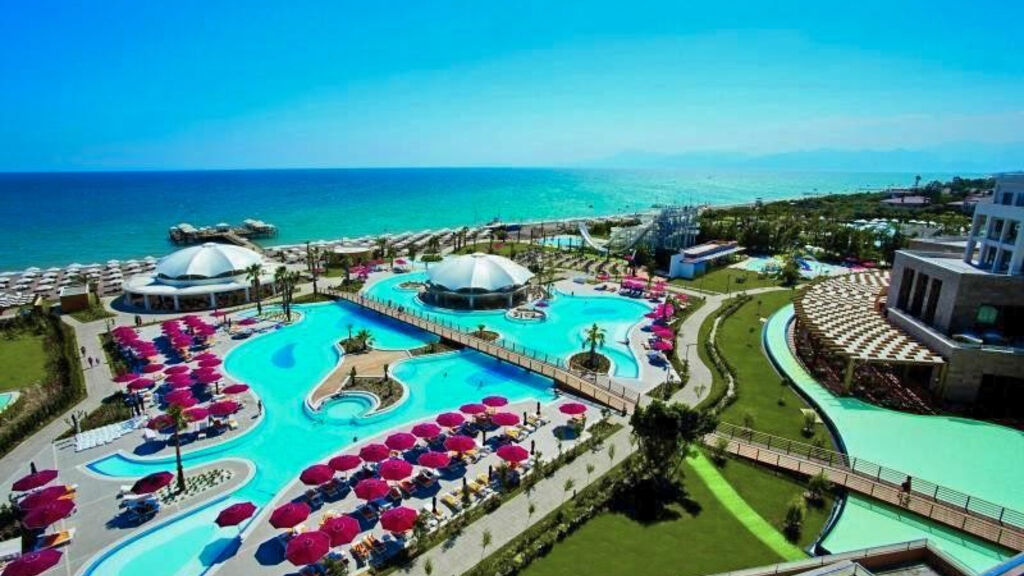 Kaya Palazzo Golf Resort