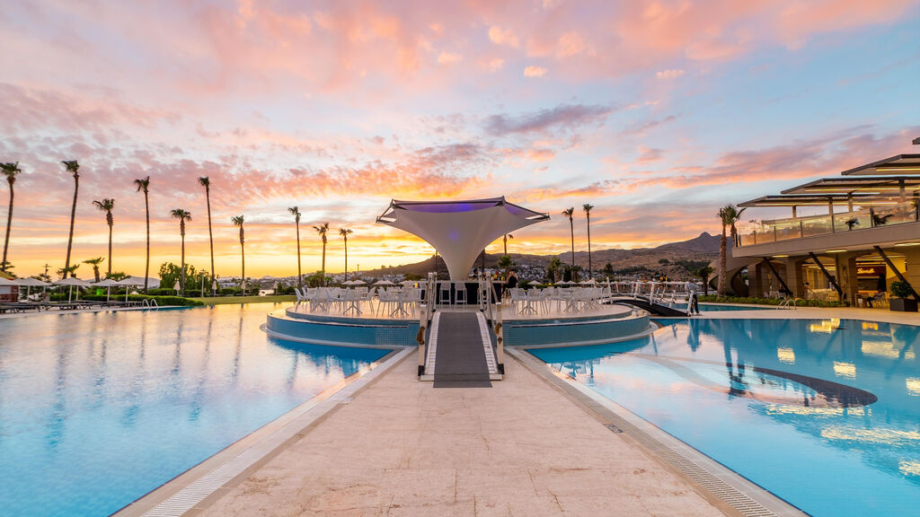 Kefaluka Resort