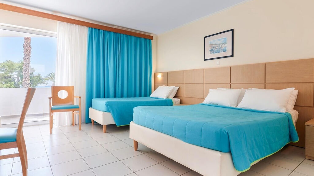 Kinetta Beach Resort Spa