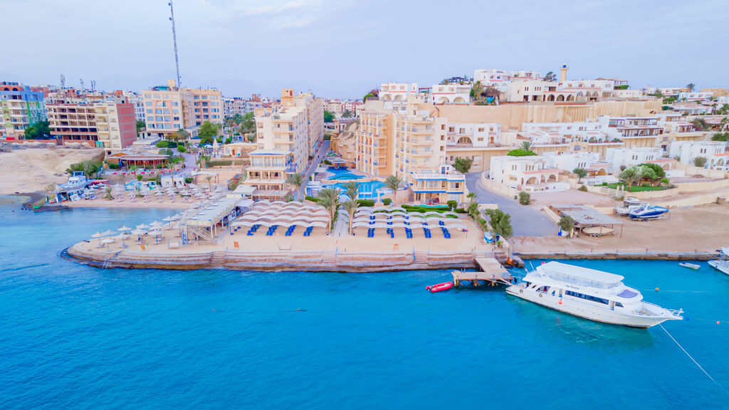 King Tut Aqua Park Beach Resort