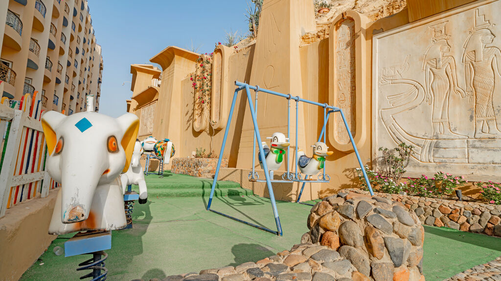 King Tut Aqua Park Beach Resort