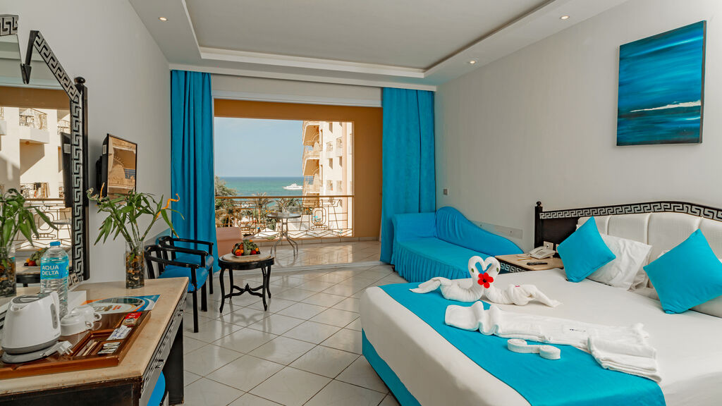 King Tut Aqua Park Beach Resort