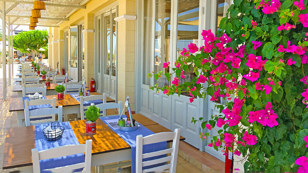 Kipriotis Panorama & Suite