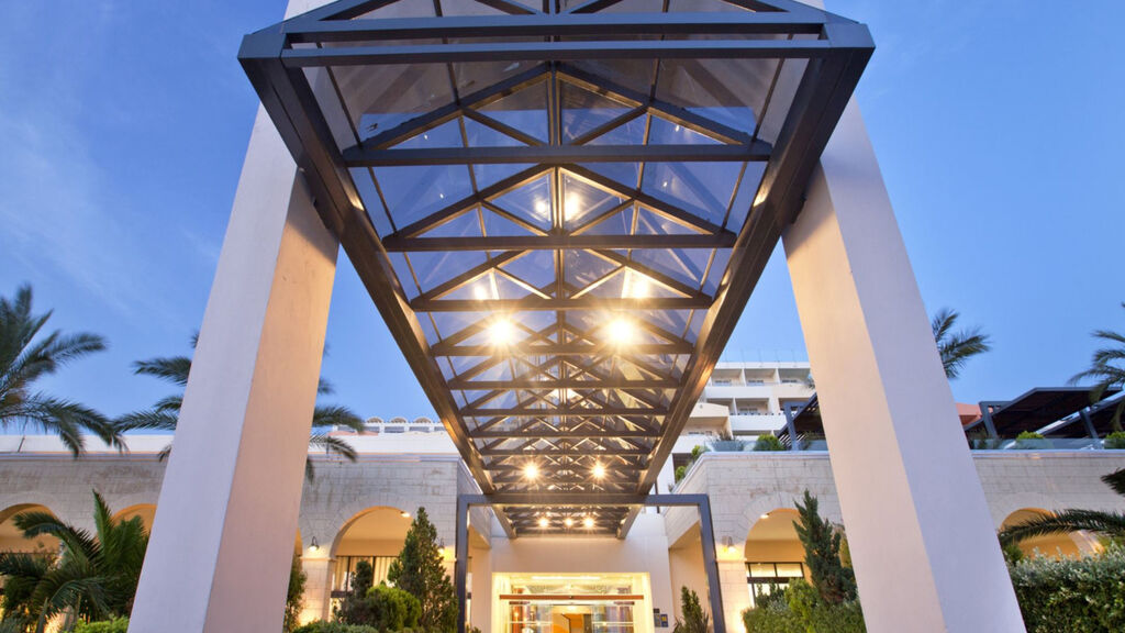 Kipriotis Panorama & Suite