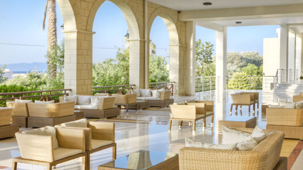 Kipriotis Panorama & Suite