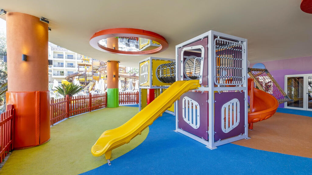 Kirman Belazur Resort & Spa