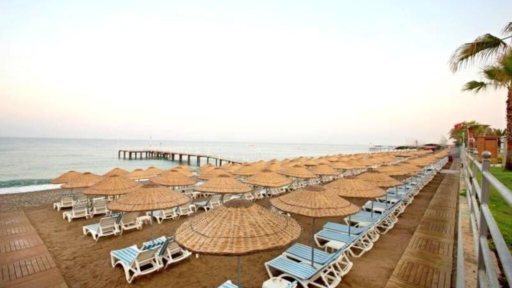 Kirman Sidera Luxury & Spa
