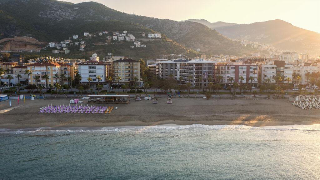 Kleopatra Dreams Beach