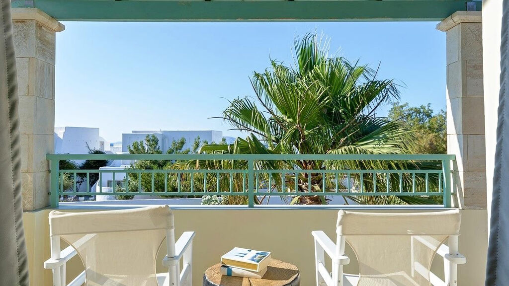 Knossos Beach Bungalows & Suites