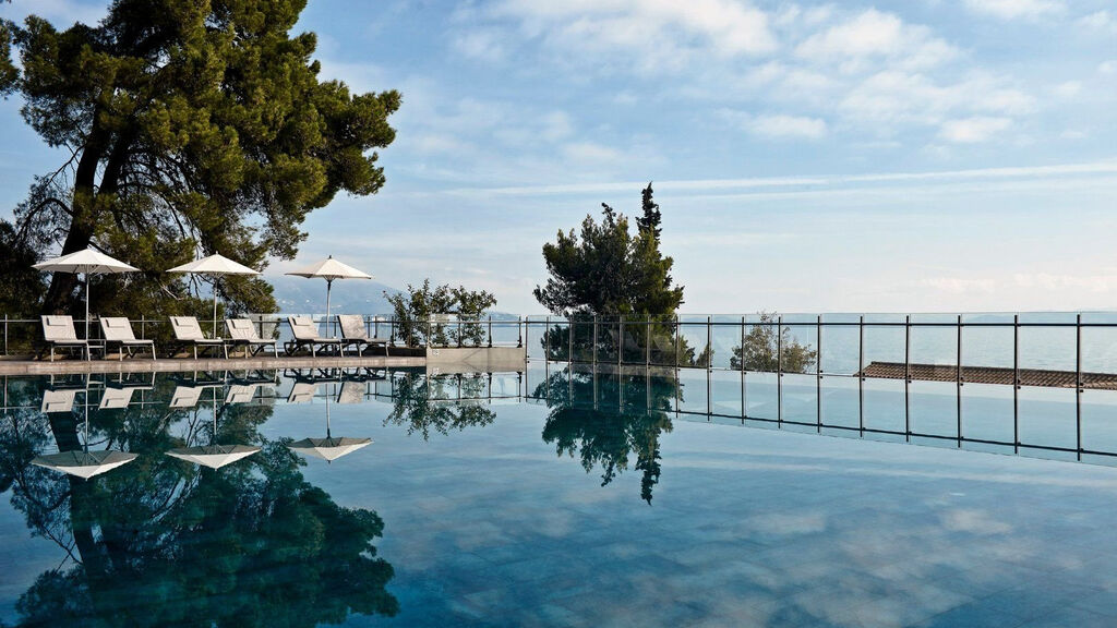 Kontokali Bay Resort & Spa