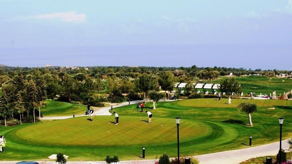 Korineum Golf & Beach Resort