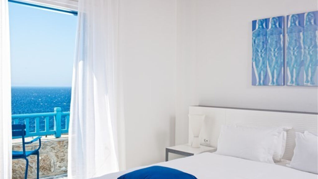 Kouros Boutique Hotel and Suites