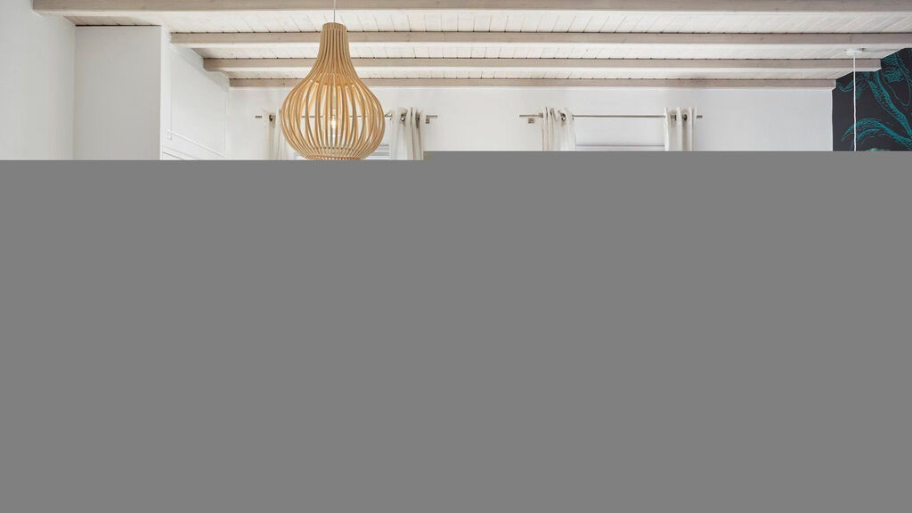 Kouros Hotel And Suites