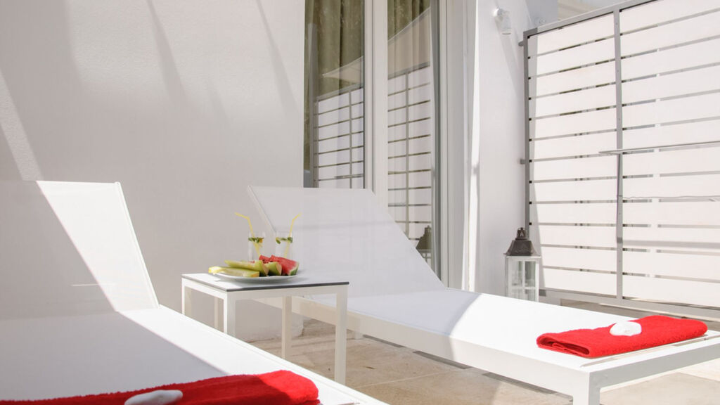 Kouros Seasight Resort