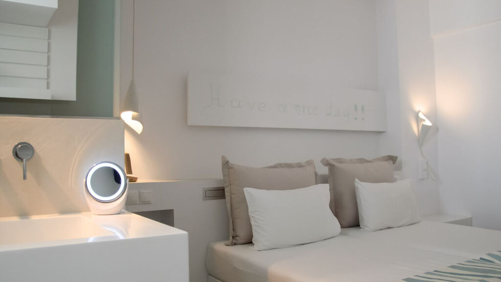 Kouros Seasight Resort