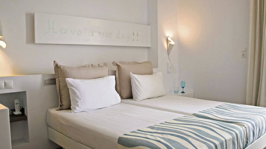 Kouros Seasight Resort