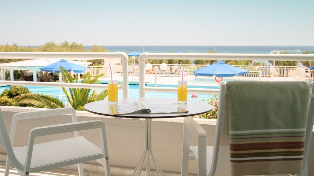 Kouros Seasight Resort