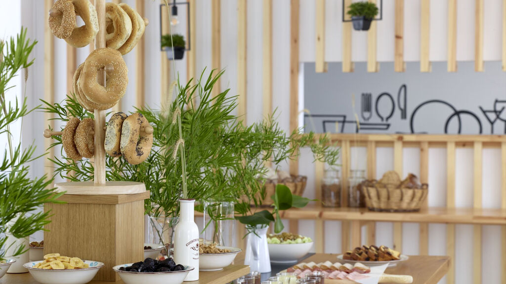 Kouros Seasight Resort