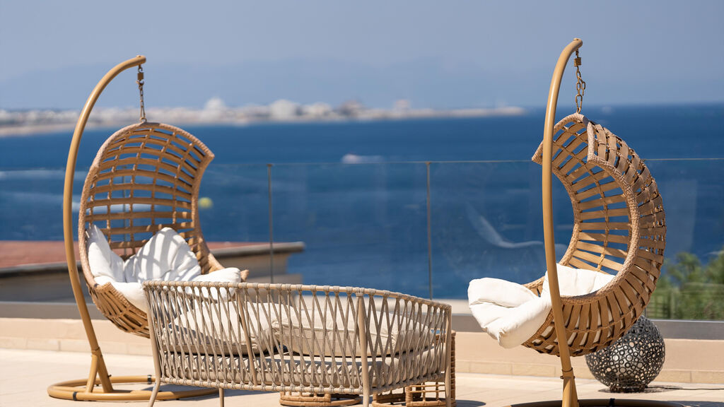 Kresten Royal Euphoria Resort