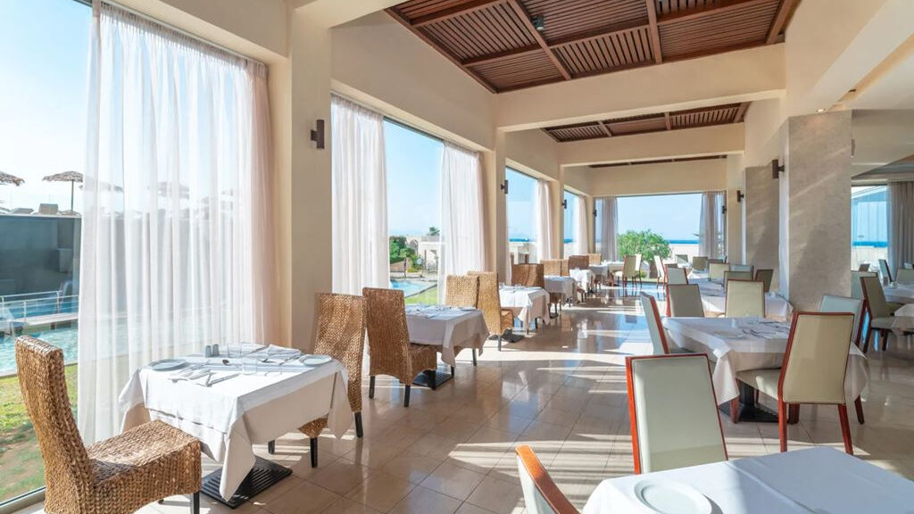 Kresten Royal Euphoria Resort