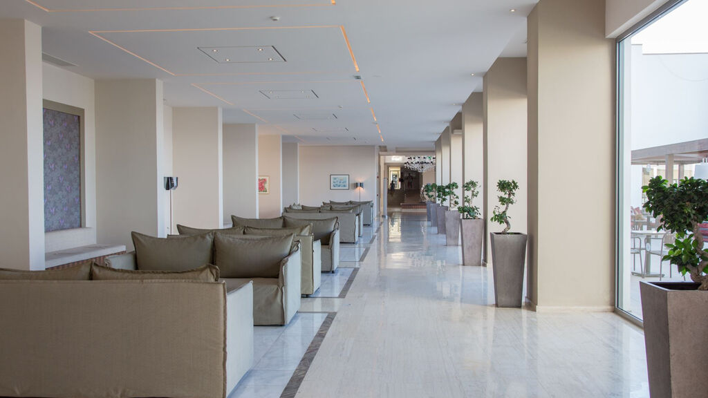 Kresten Royal Euphoria Resort