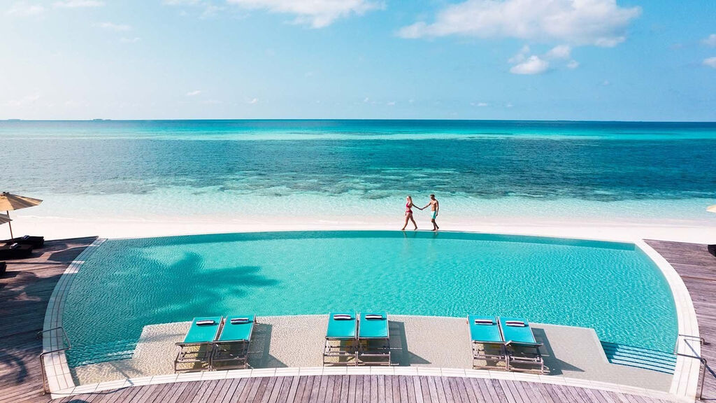 Kuredu Island Resort