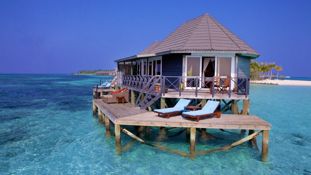 Kuredu Island Resort