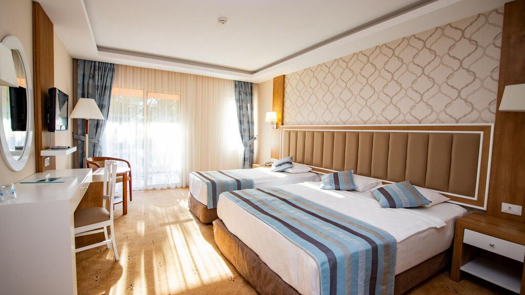 Kustur Club Holiday Village