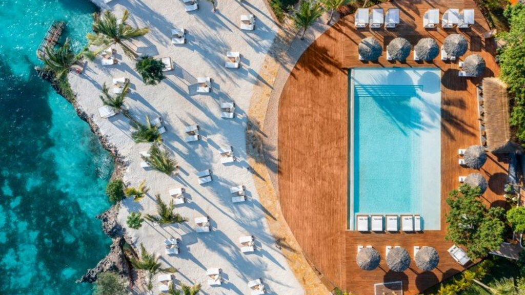 Kwanza Resort By Sunrise