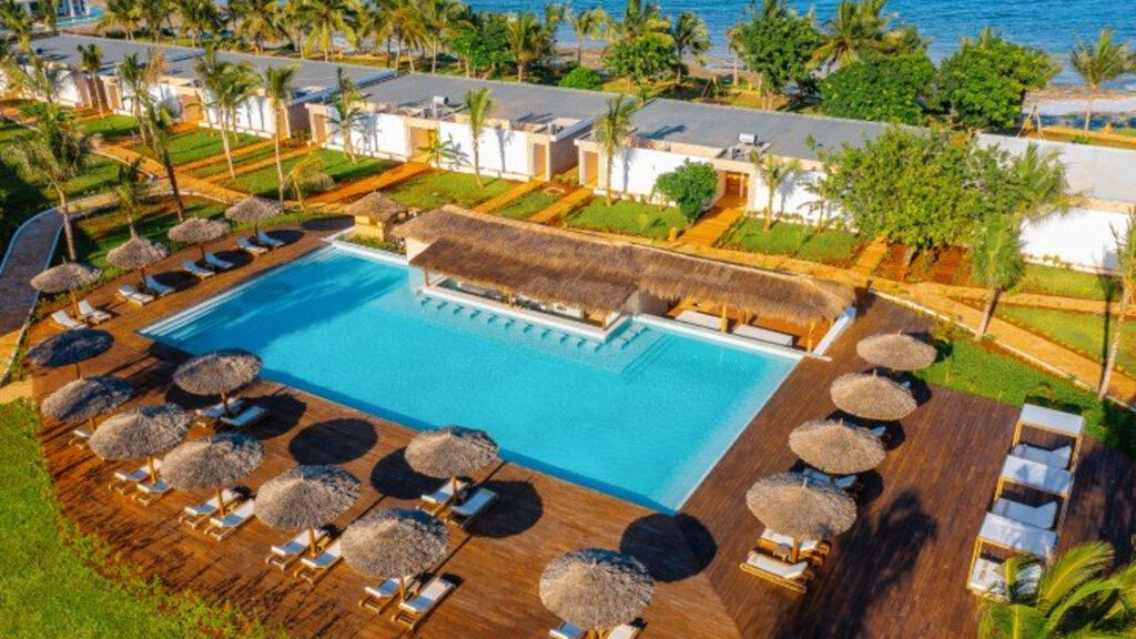 Kwanza Resort By Sunrise