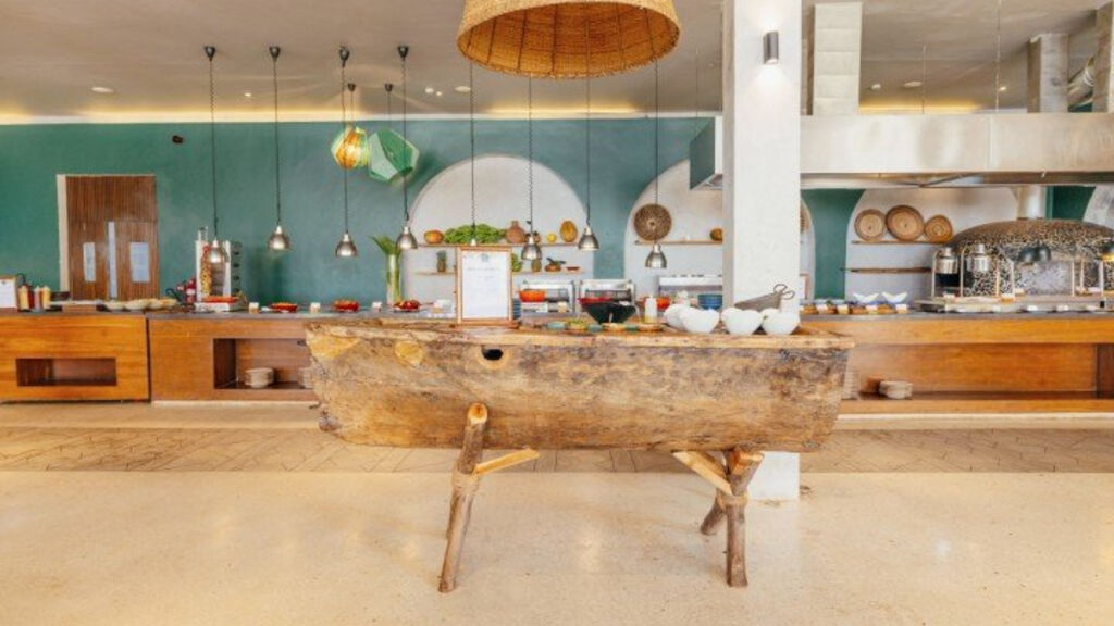 Kwanza Resort By Sunrise