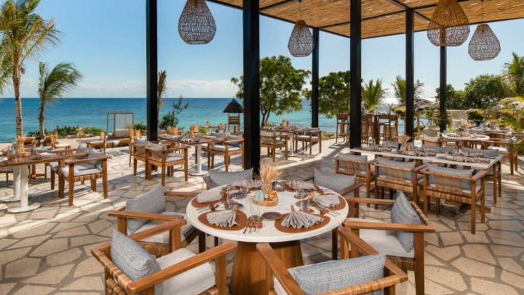 Kwanza Resort By Sunrise