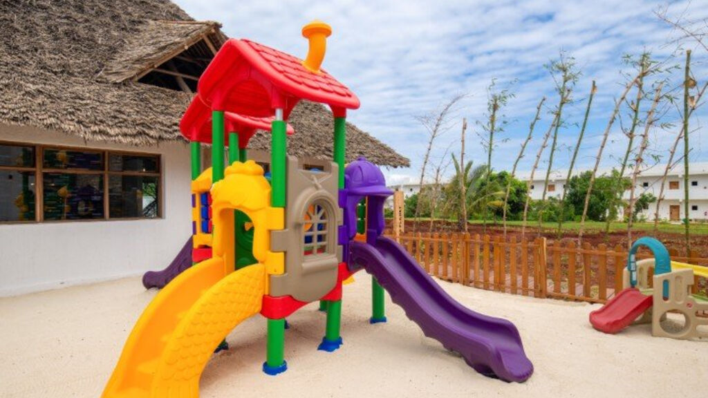 Kwanza Resort By Sunrise