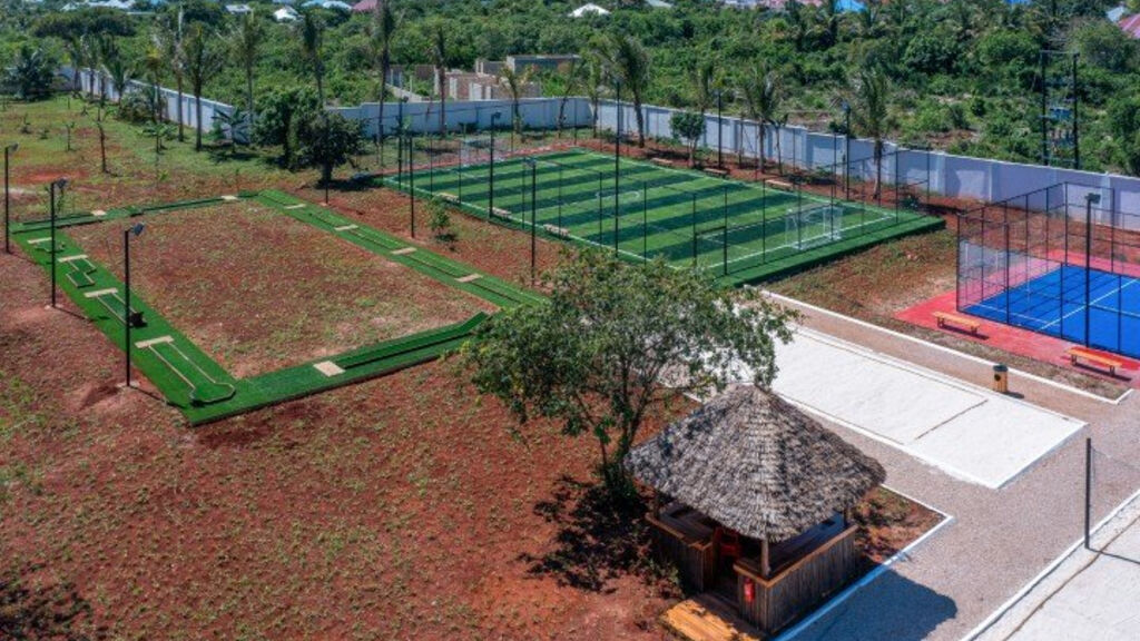 Kwanza Resort By Sunrise