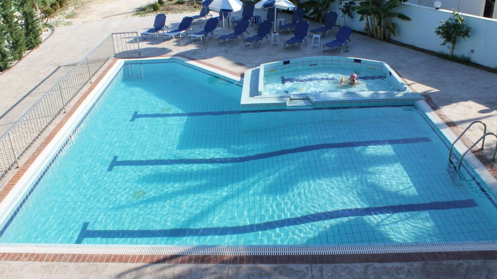 La Caretta Restaurant And Hotel