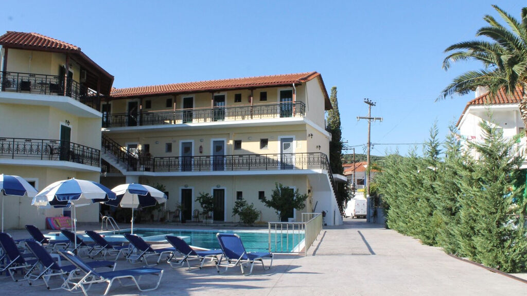 La Caretta Restaurant And Hotel