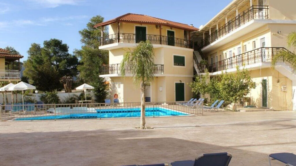 La Caretta Restaurant And Hotel