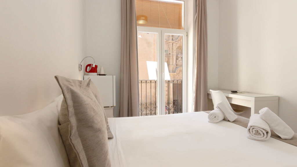 La Milagrosa Hotel and Apartments