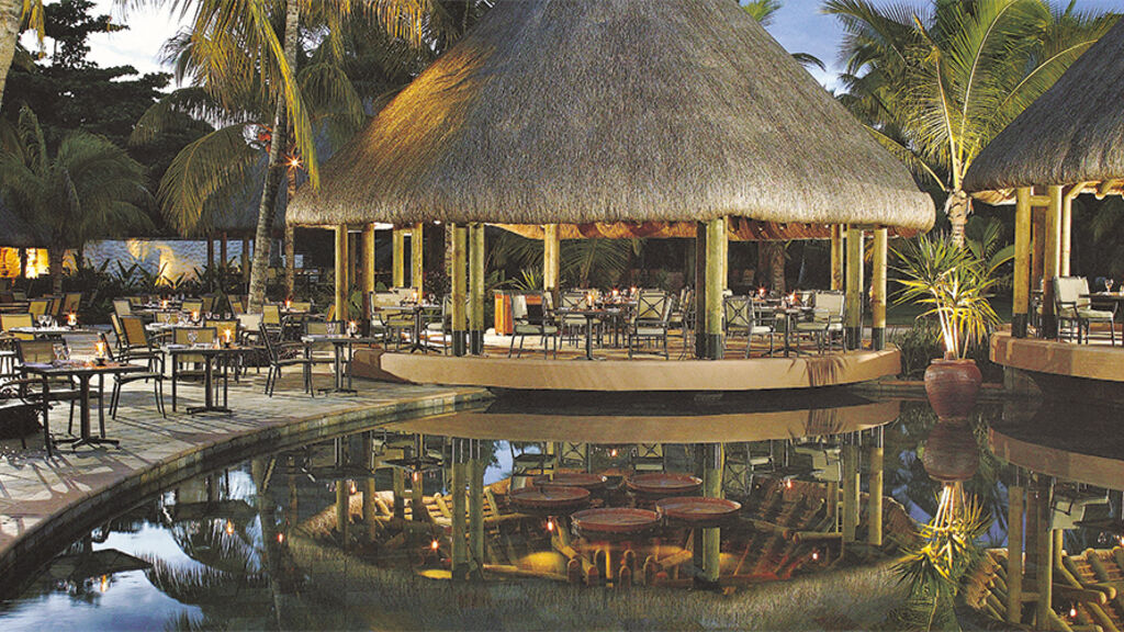 La Pirogue Resort & Spa