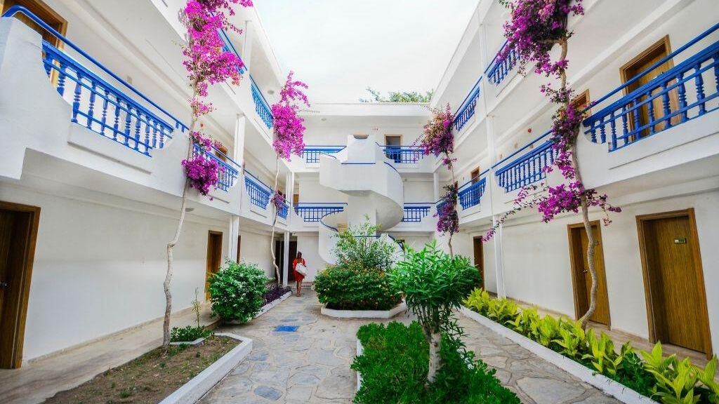 Ladonia Hotels Club Blue White