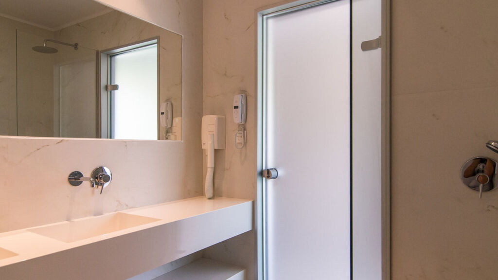 Hotel Lagomandra Beach