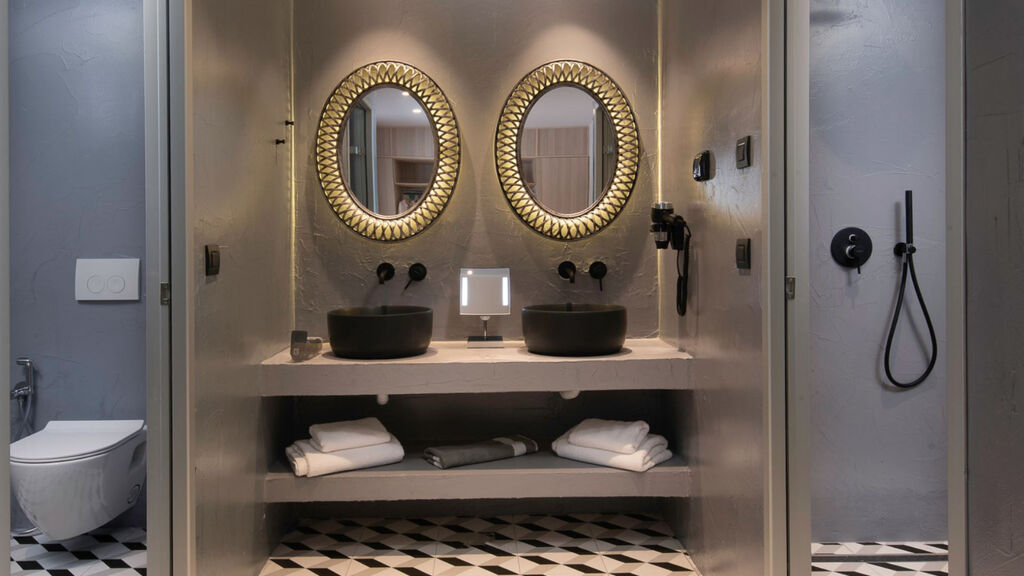 Hotel Lagomandra Beach