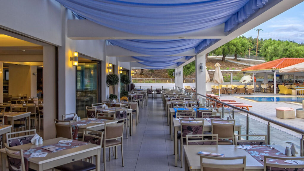 Hotel Lagomandra Beach